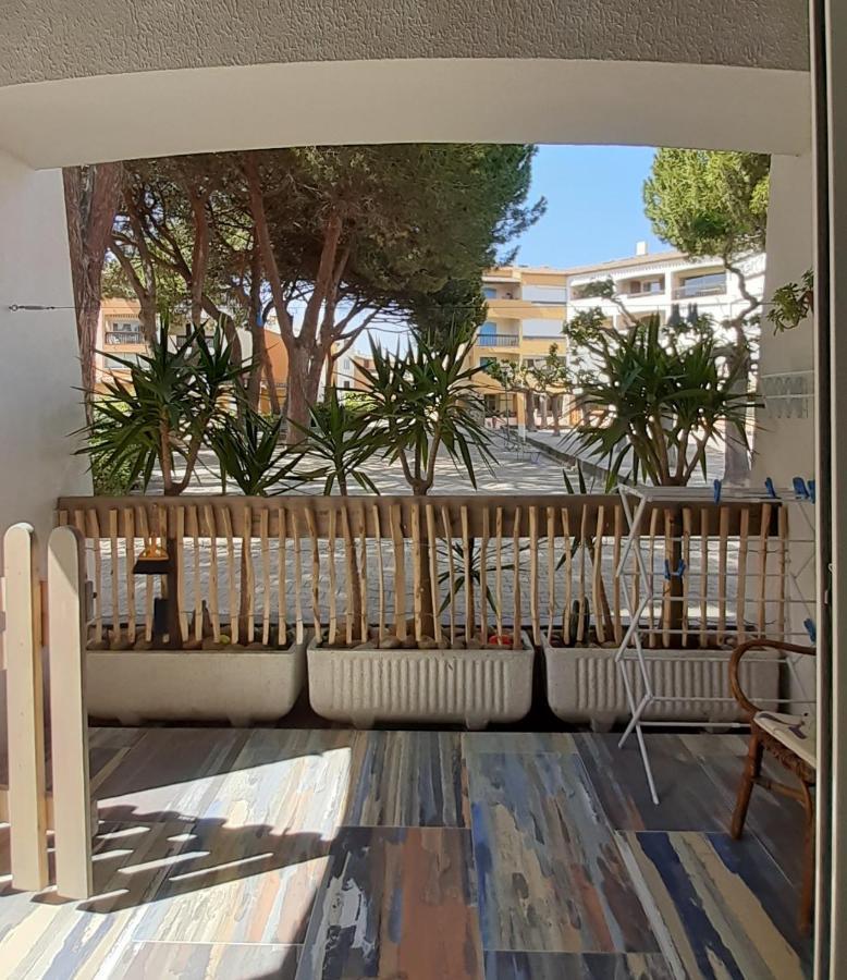 T2-3 Cabine Les Yuccas 200 M Plage Du Boucanet Rive Droite Grau Du Roi Ideal 2-4 Pers Le Grau-du-Roi Exterior photo